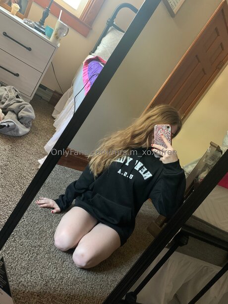 Mrs M Xoxofree  capture