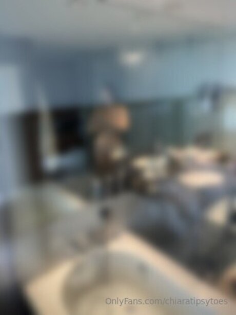 Chiaratipsytoes  shots