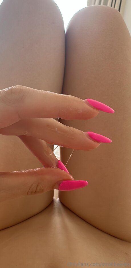 Strohbeeren nude onlyfans pics