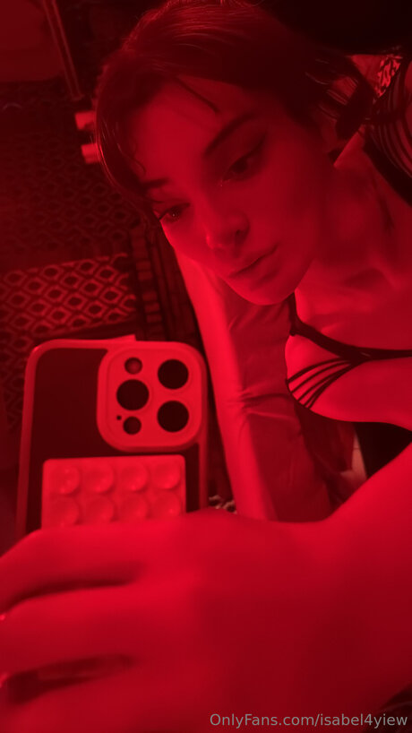 Isabel4yiew onlyfans public photos