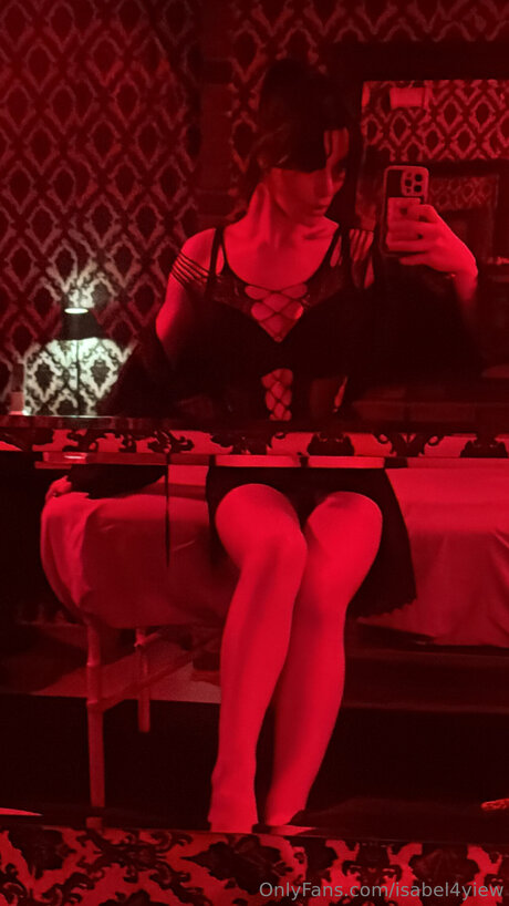 Isabel4yiew boobs onlyfans