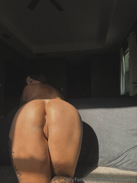 Stucklikehoney leaked naked onlyfans