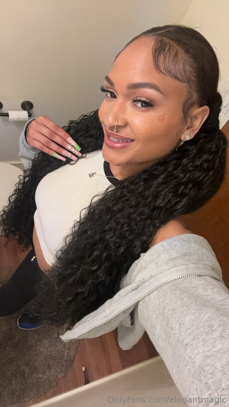 Elegantmagic nude leaked onlyfans