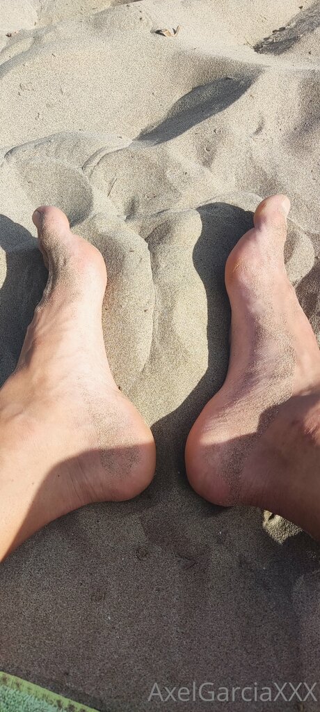 Axelgarciafree onlyfans nude leaks