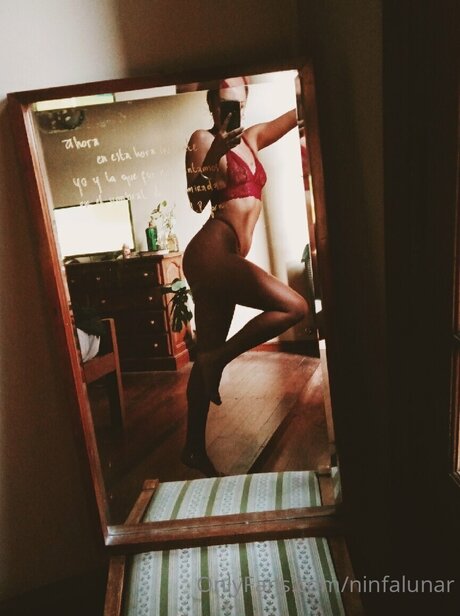 Ninfalunar only fans photos
