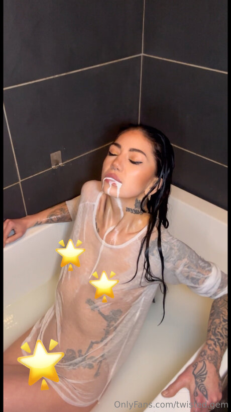 Twisted Gem sex onlyfans