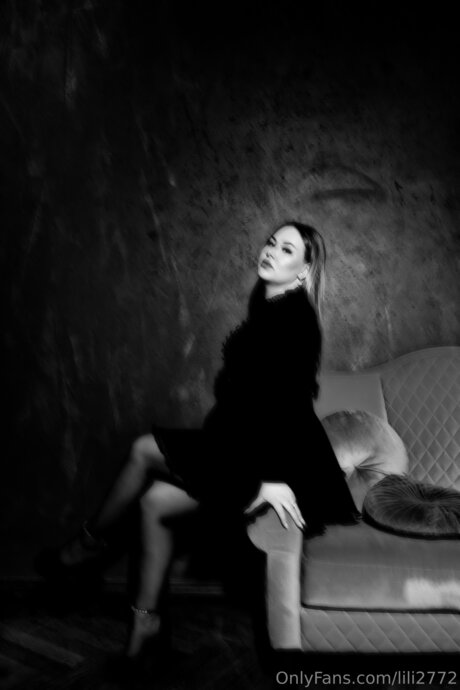 Lili2772 onlyfans explicit content