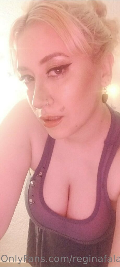 Reginafalange leaked naked onlyfans