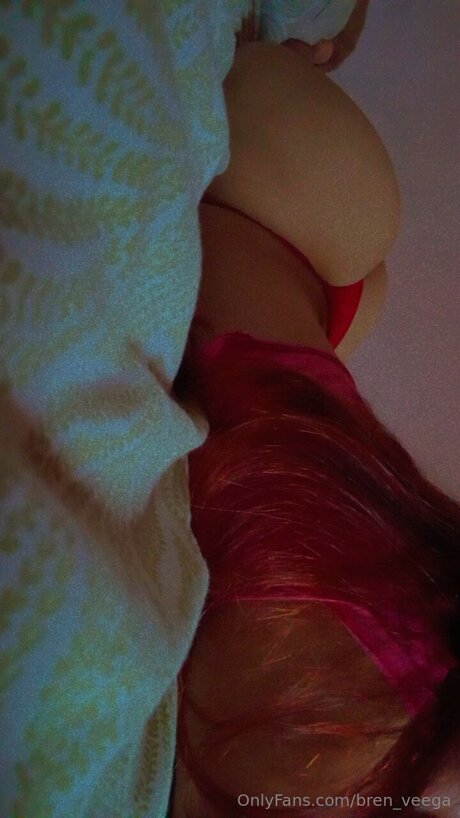 Bren Veega nude leak onlyfans