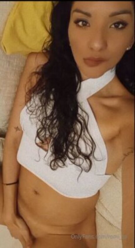 Romi To naked on onlyfans