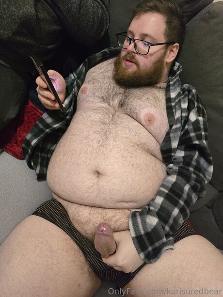 Kurisuredbear  photo