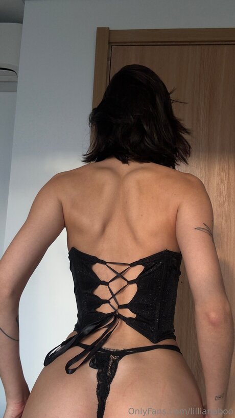 Lillianaestelle nude only fans leaks