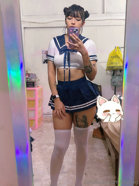 Alebug onlyfans content