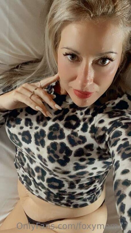 Foxymom77 onlyfans sextape leak