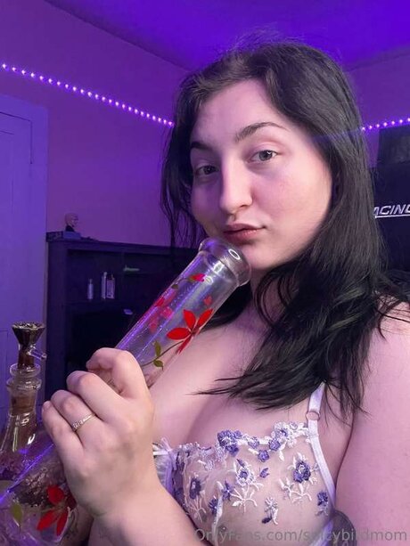 Spicybirdmom only fans nudes