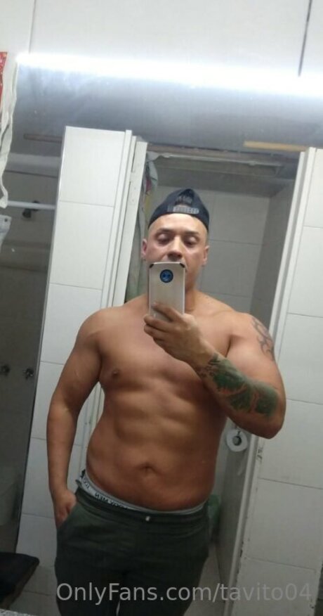 Tavito04 onlyfans photo