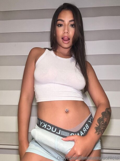 Kiravoss onlyfans nudes