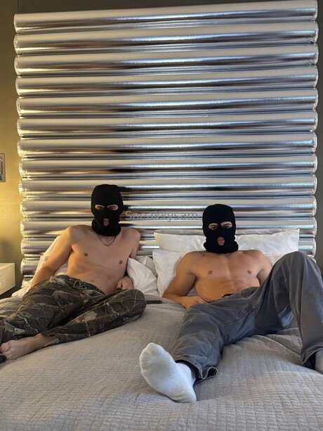 Sneakkysam onlyfans naked leaked