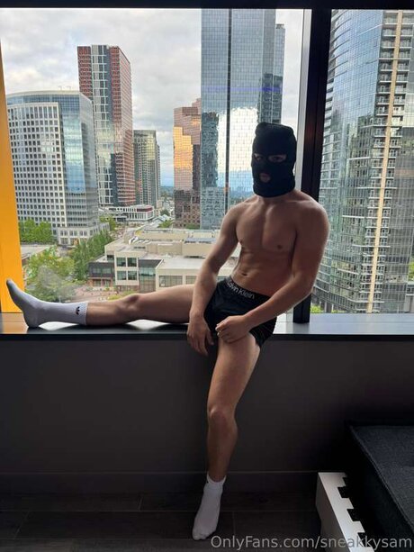 Sneakkysam onlyfans model