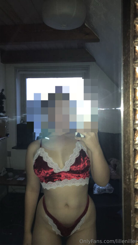 Lilleniller sexy onlyfans
