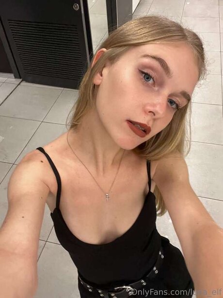 Arya Lune nude onlyfans porn