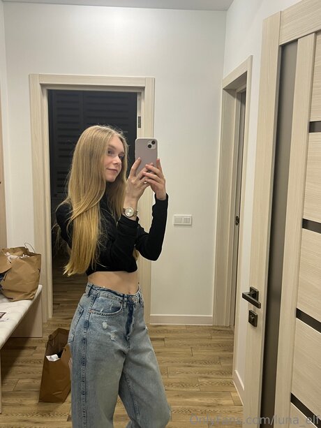 Arya Lune onlyfans nudes