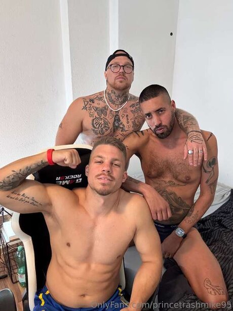 Mikeyboy95 onlyfans pictures