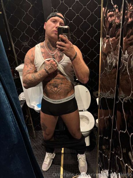 Mikeyboy95 onlyfans leaked nudes