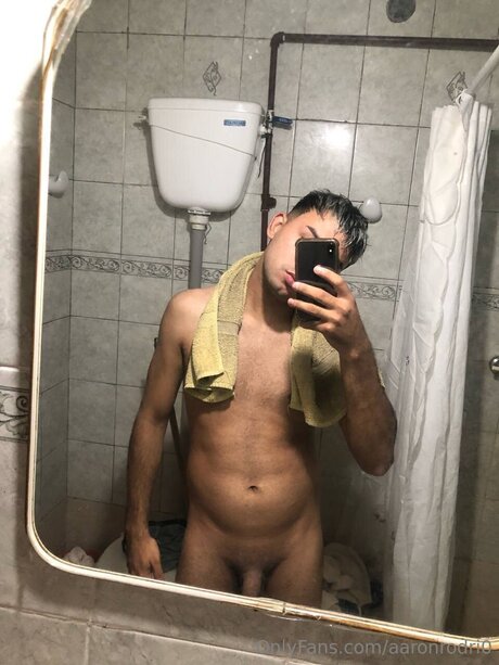 Aaronrodri0 only fans leak nude