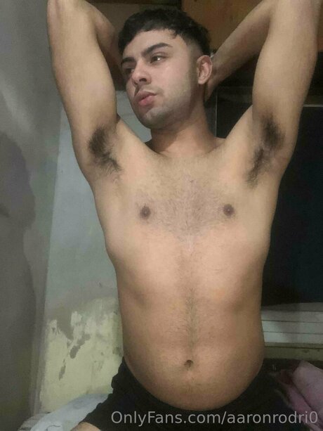 Aaronrodri0 onlyfans leaked tits