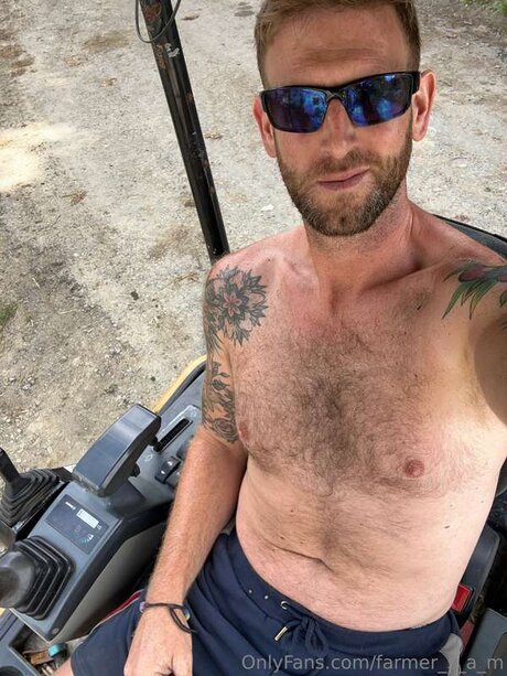 Farmer S A M onlyfans posts