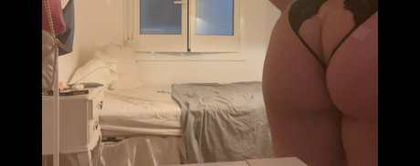 Vale ASMR onlyfans leaked free