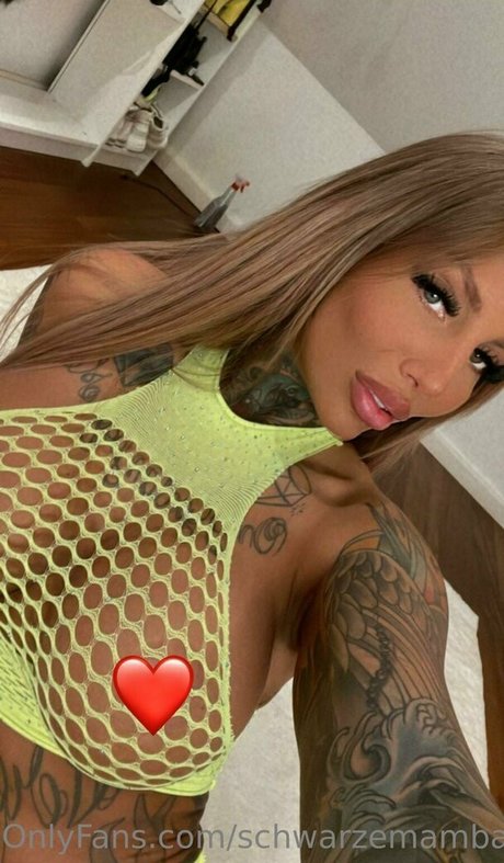 busty brunette onlyfans pornographic render