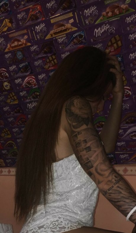 Flora Tabi naked onlyfans leaked