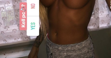 Flora Tabi onlyfans nude pictures