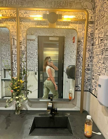 victoriamyers onlyfans uncensored