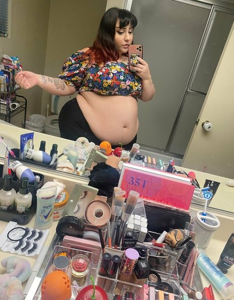 kaybearcutie95 onlyfans naked pics