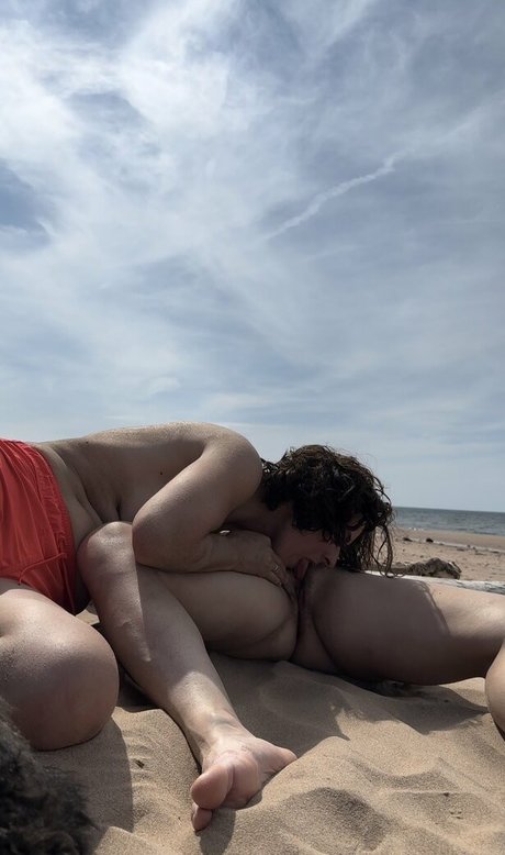 Lez Femmes nudes onlyfans leaks