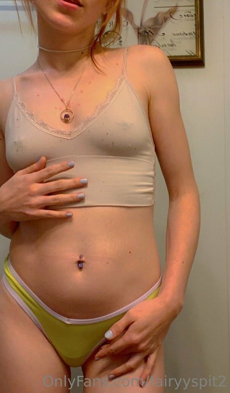fairyyspit2 onlyfans model photo