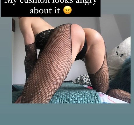 Lois Pacitto tits onlyfans