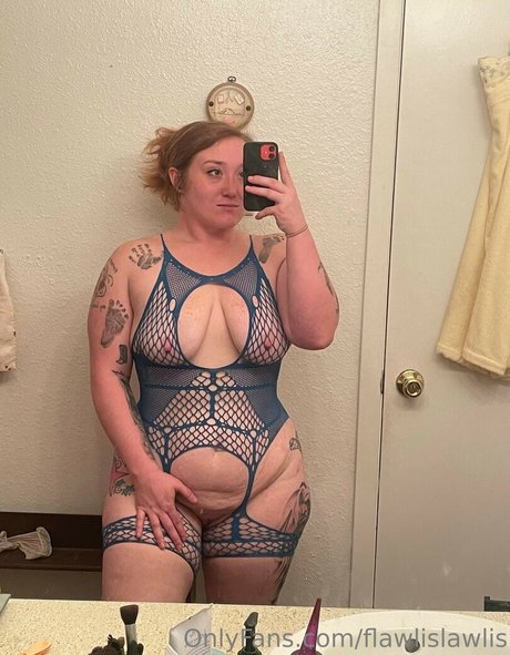 Flawlislawlis onlyfans full