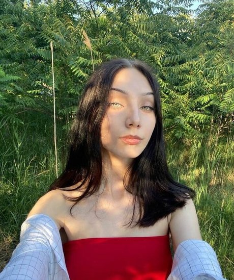 sister itachi Profile image