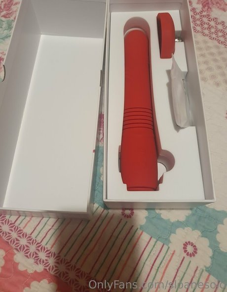 sloanesolo onlyfans ass