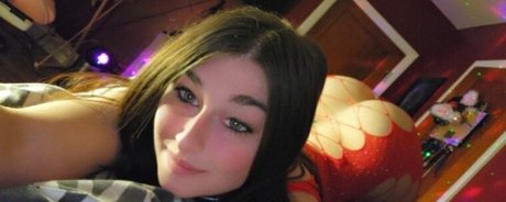 Uhxena onlyfans sextape