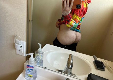 realjonnyenglsh  shot