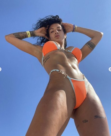 Yeinly Castro onlyfans nudes leaked