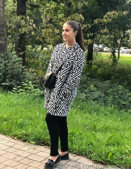 man onlyfans pornographic selfie