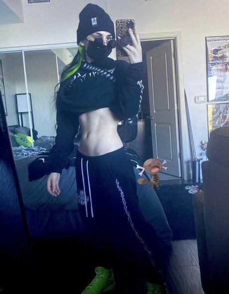 lilbatty nudes only fans