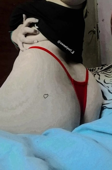 SweetYuri onlyfans explicit content