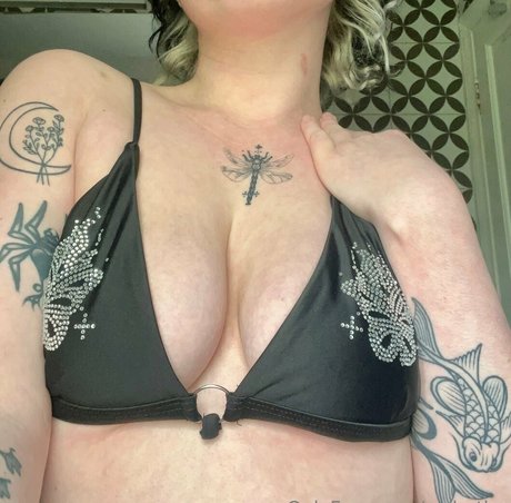 ez butler desnuda onlyfans